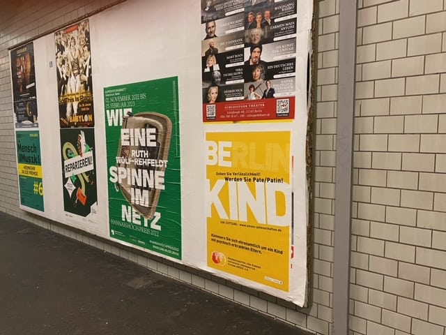 Pat*innen gesucht! Plakataktion in Berliner U-Bahnhöfen